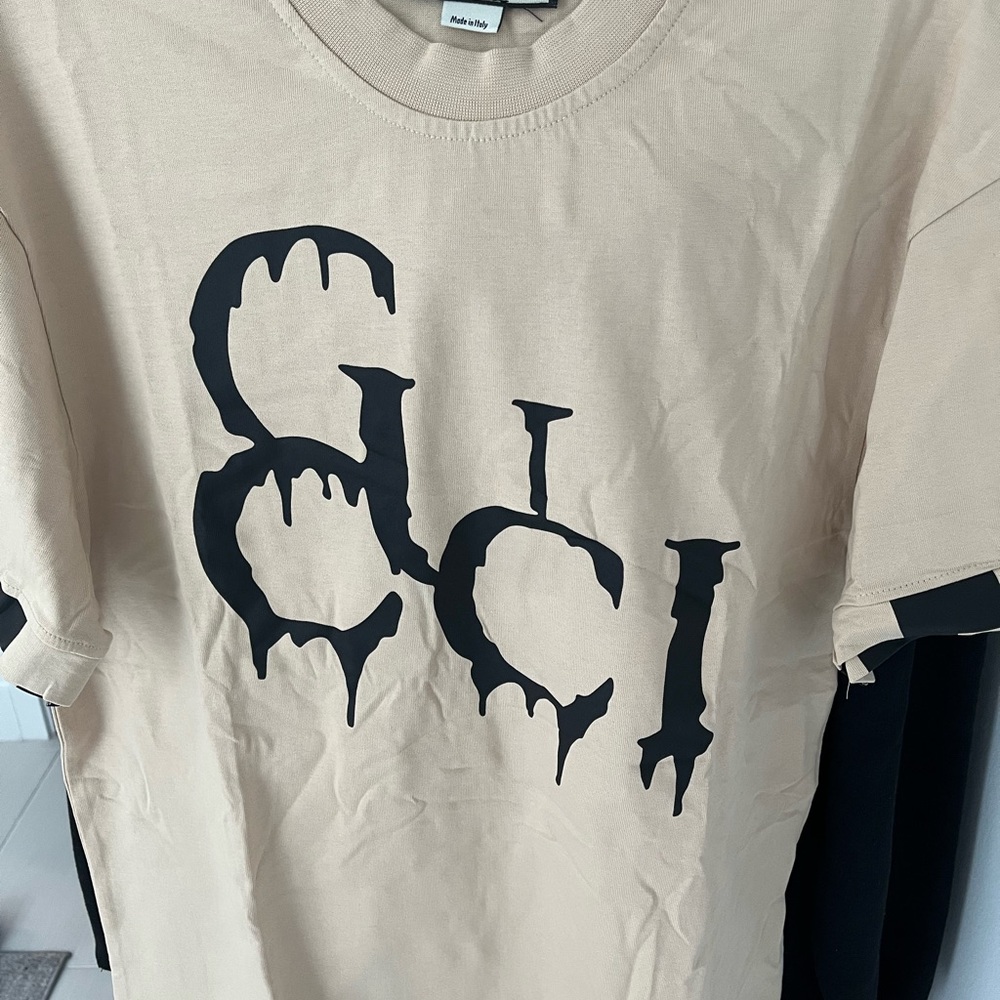 Gucci t-shirt medium - Picture 2 of 4